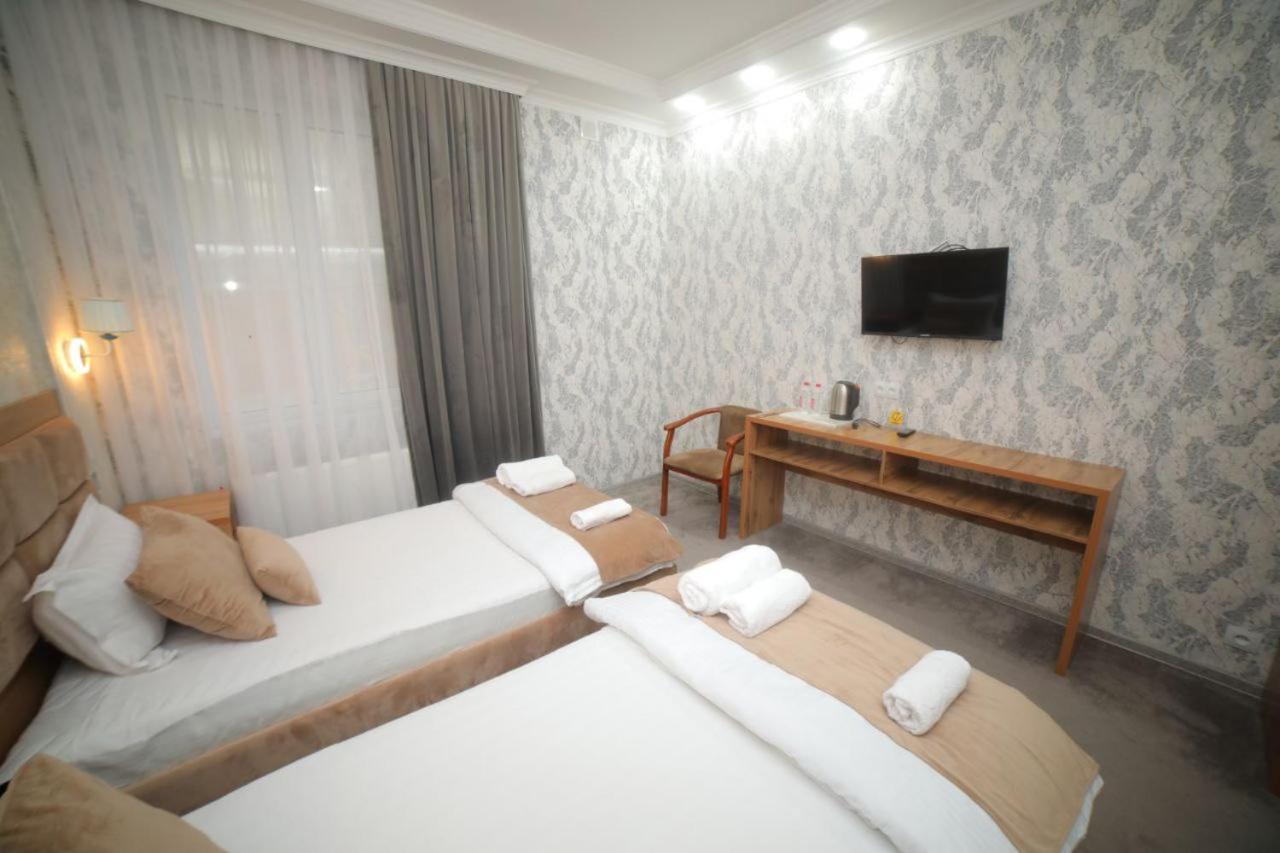 Hotel Tinchlik Plaza Ürgenç Dış mekan fotoğraf