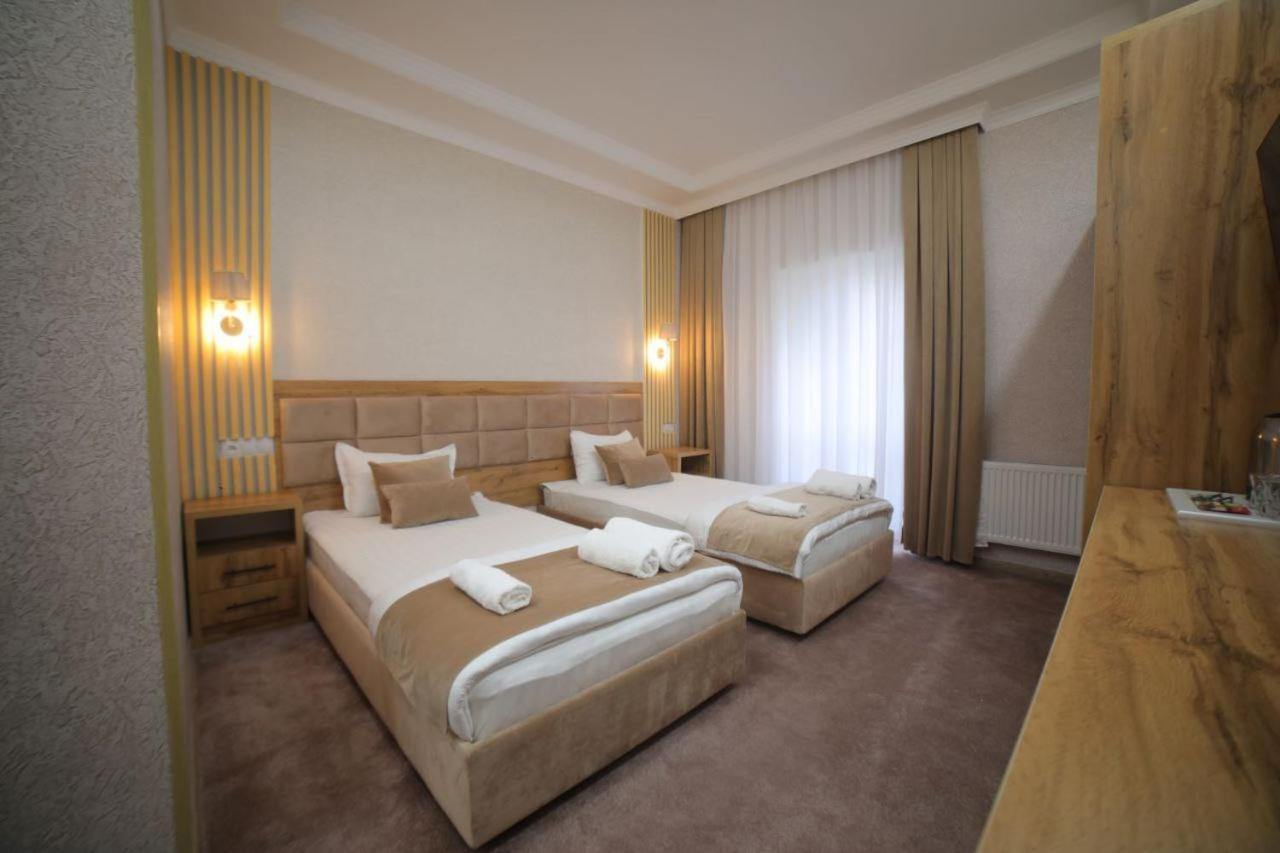 Hotel Tinchlik Plaza Ürgenç Dış mekan fotoğraf