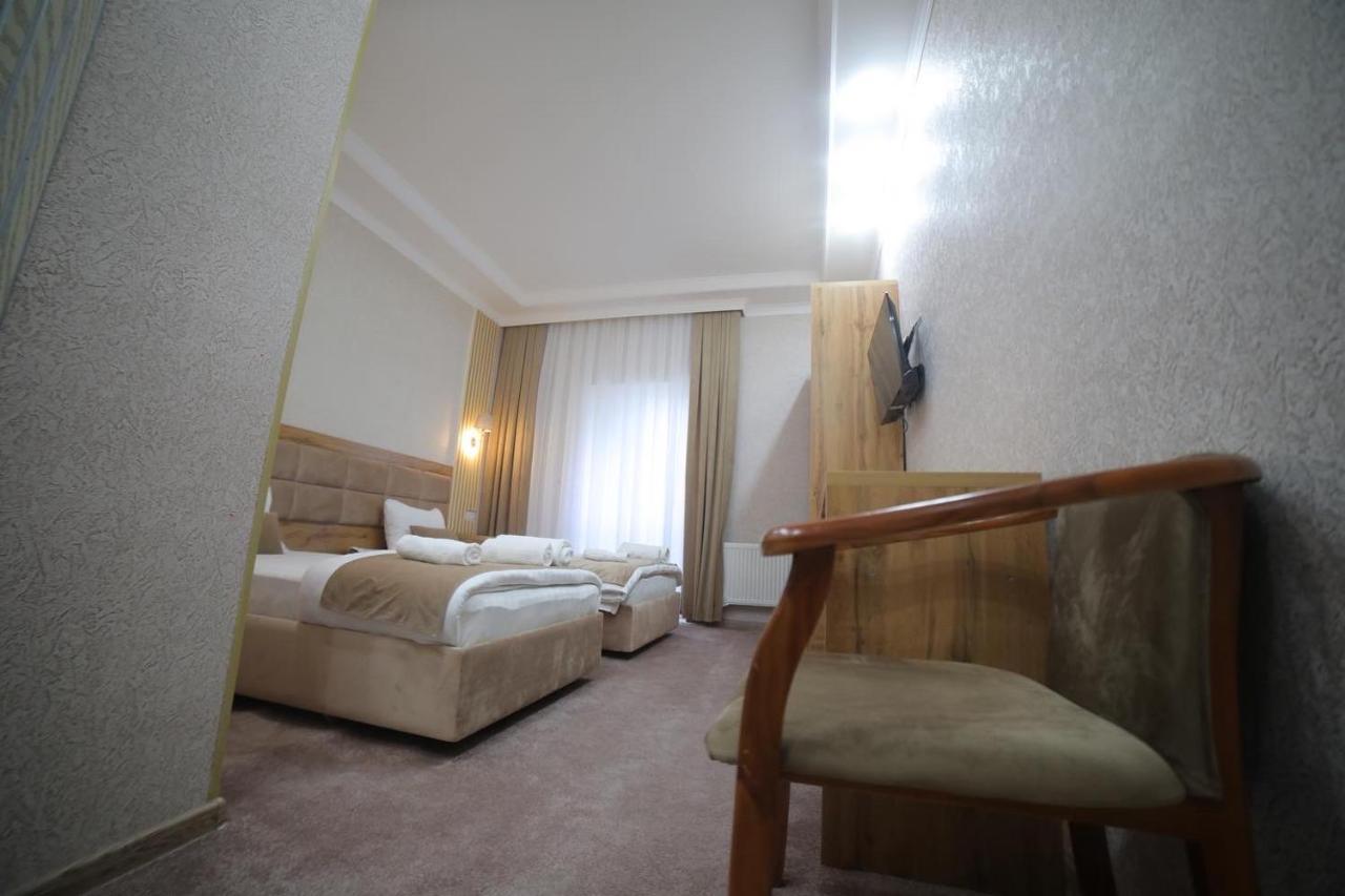 Hotel Tinchlik Plaza Ürgenç Dış mekan fotoğraf